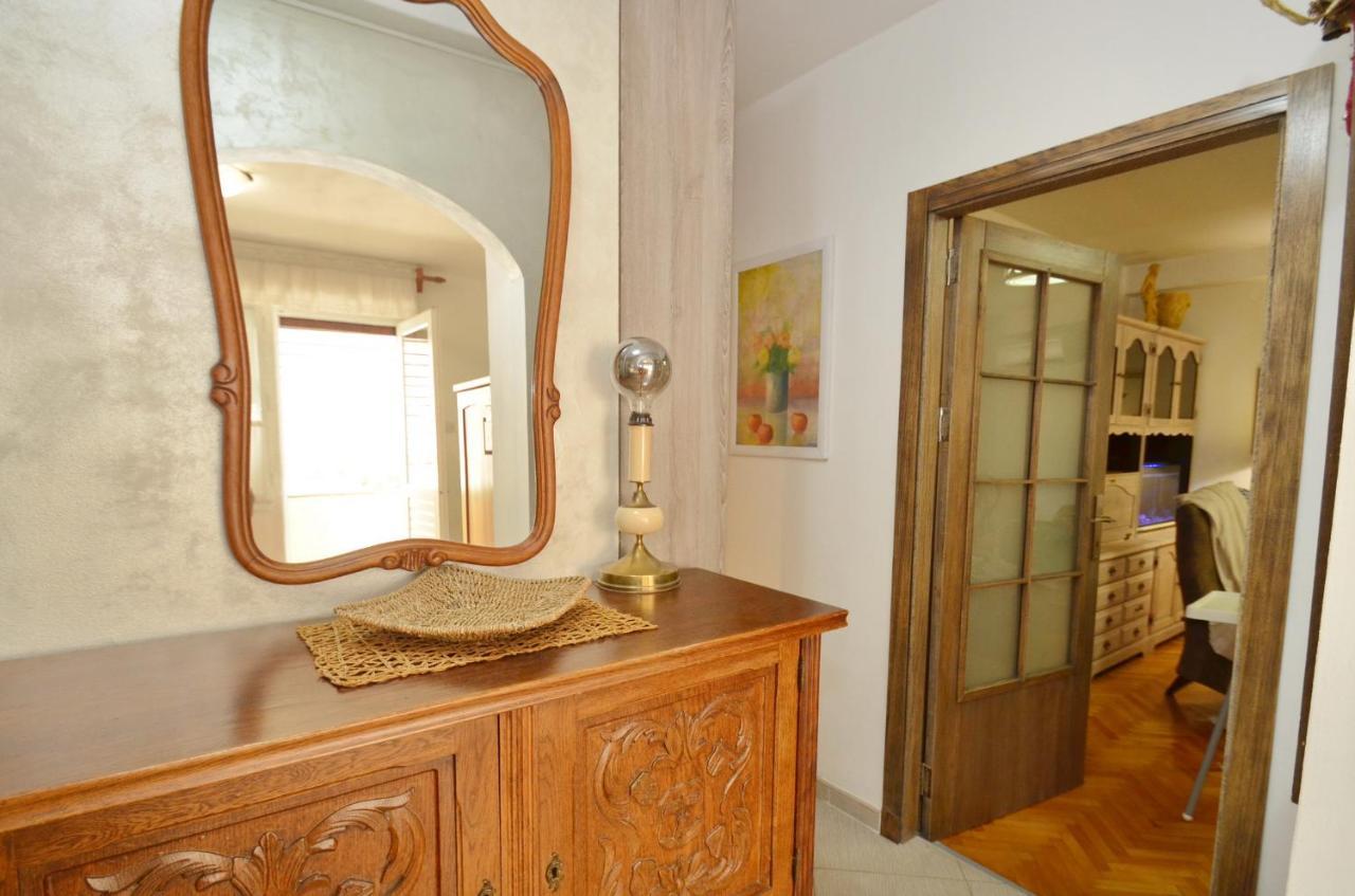 Apartment Oaza Kotor Exterior photo